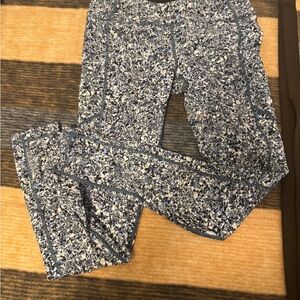 Lululemon SeaWheeze gemstone chip reflective sz 8 EUC